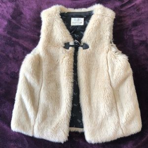 Girls vegan furry vest